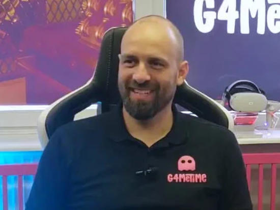 Leon Groenewoud from G4METiME in Hamburg, Germany.